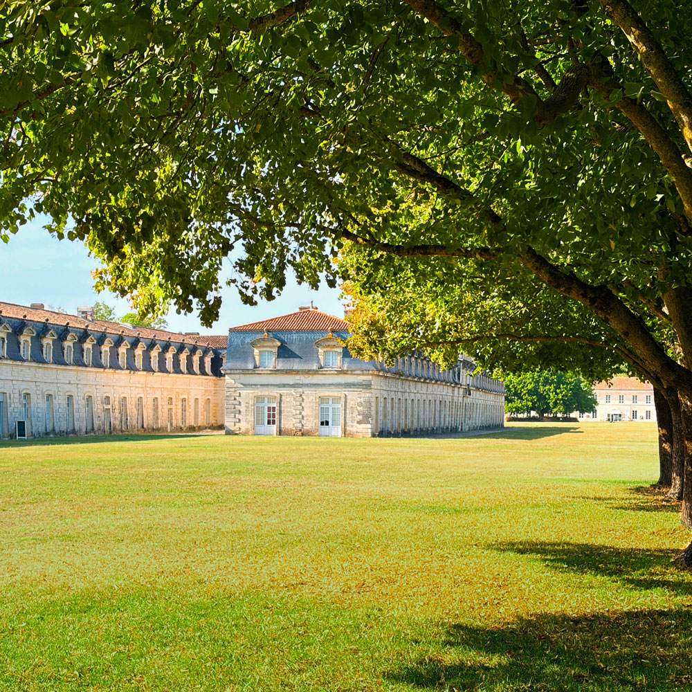 Vue de la corderie Royale de Rochefort à 10 minute à pied du studio